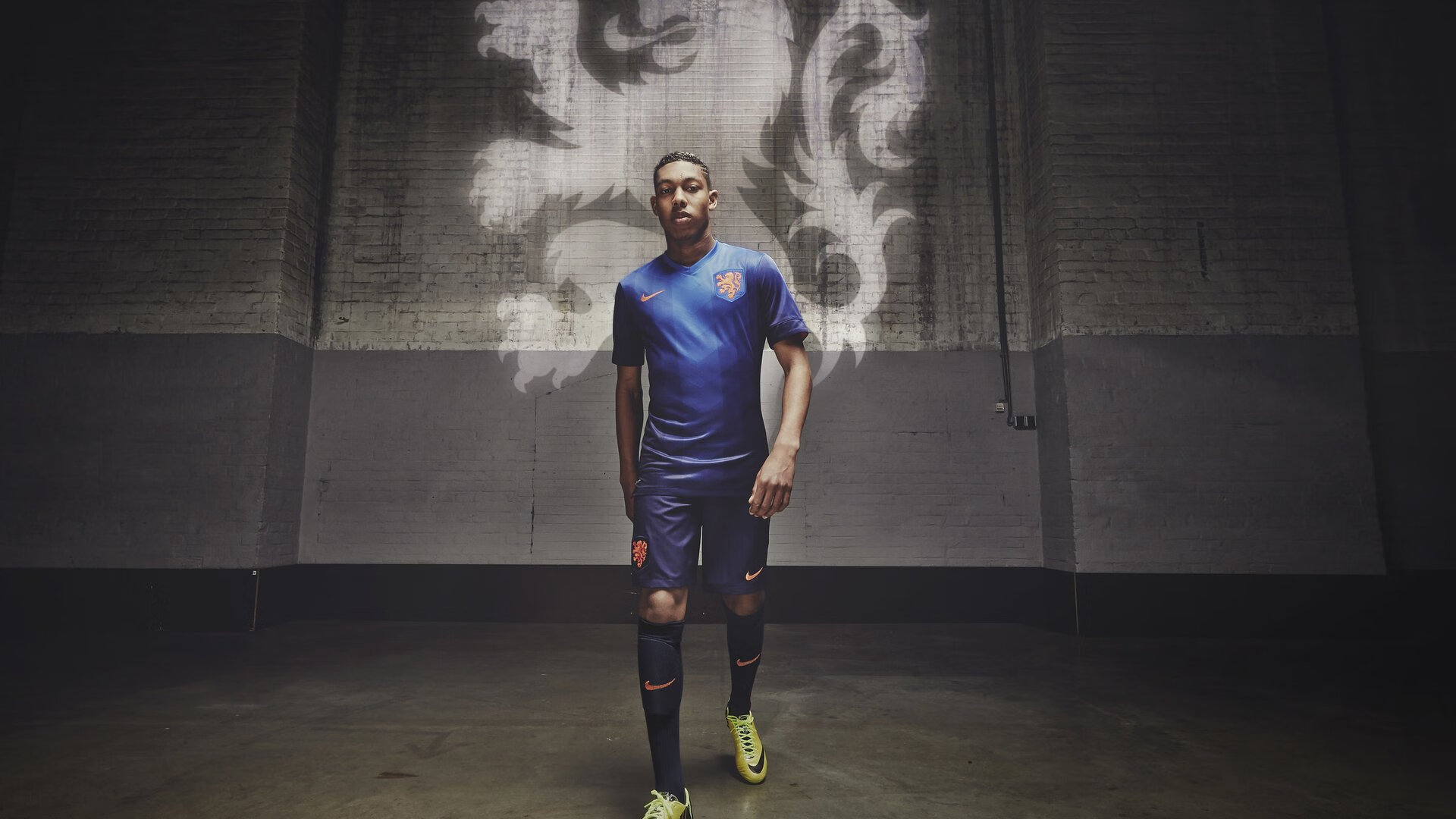 欧洲足球激烈争夺,各大豪门发力争冠!,欧洲足球强大