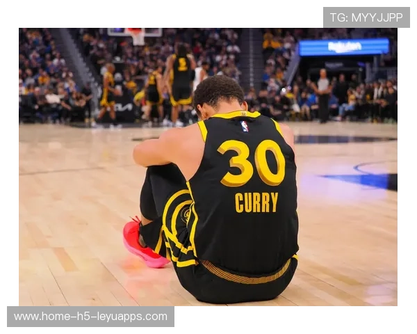 库里赛季储物柜里藏着孩子手绘卡片，暖化网友