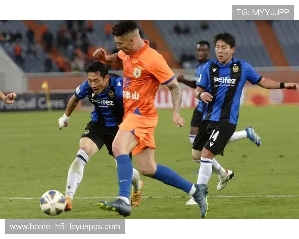 換人時機與比賽走勢博弈——足球戰術的微妙較量